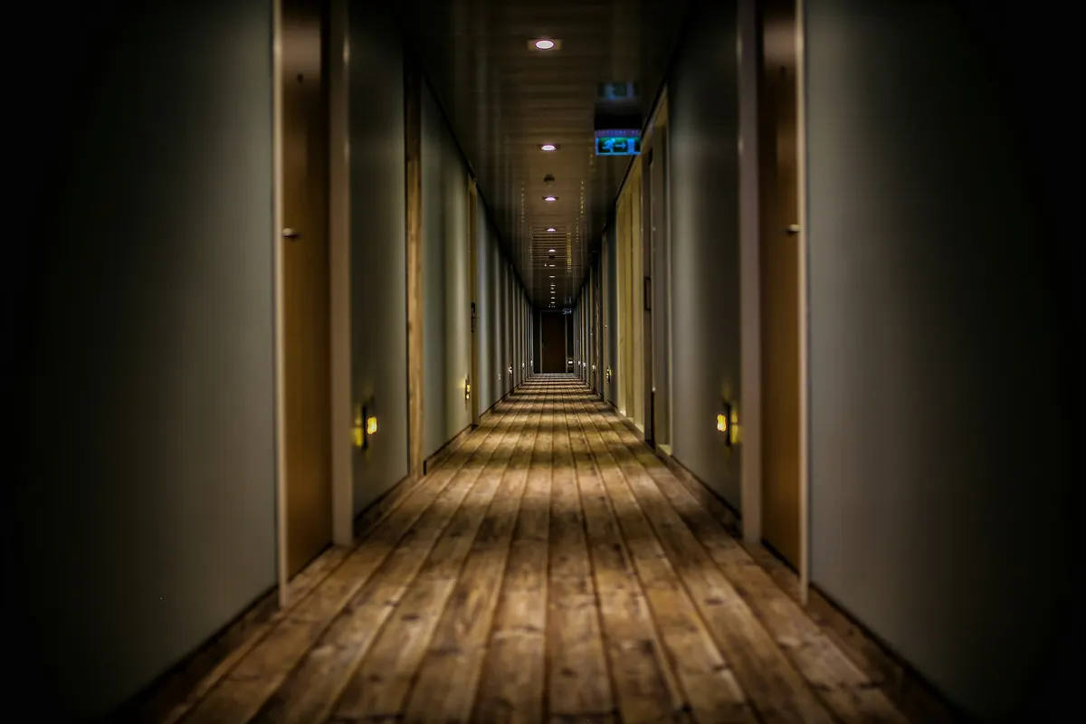 Hotelzimmer — diskrete Schädlingskontrolle im Gastgewerbe